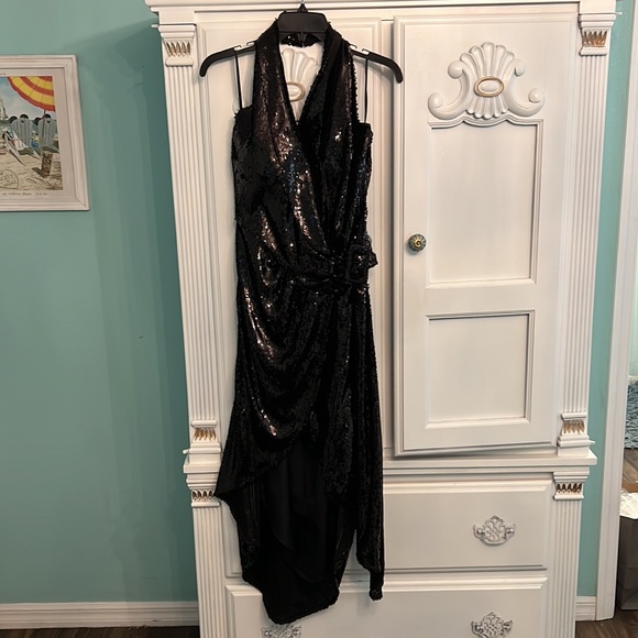 NWT ASOS DESIGN Halter Drape Belted Tux Dress - Picture 7 of 7